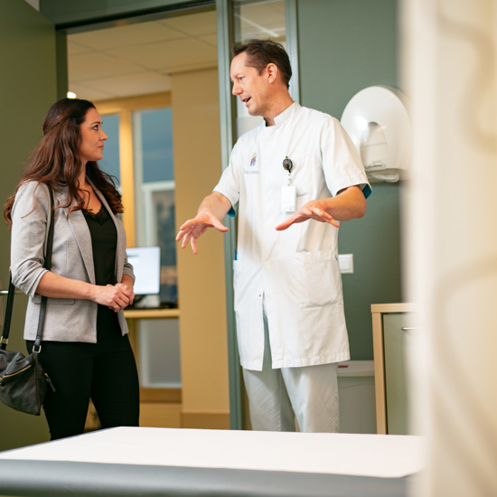 Waarnemend GE-chirurg